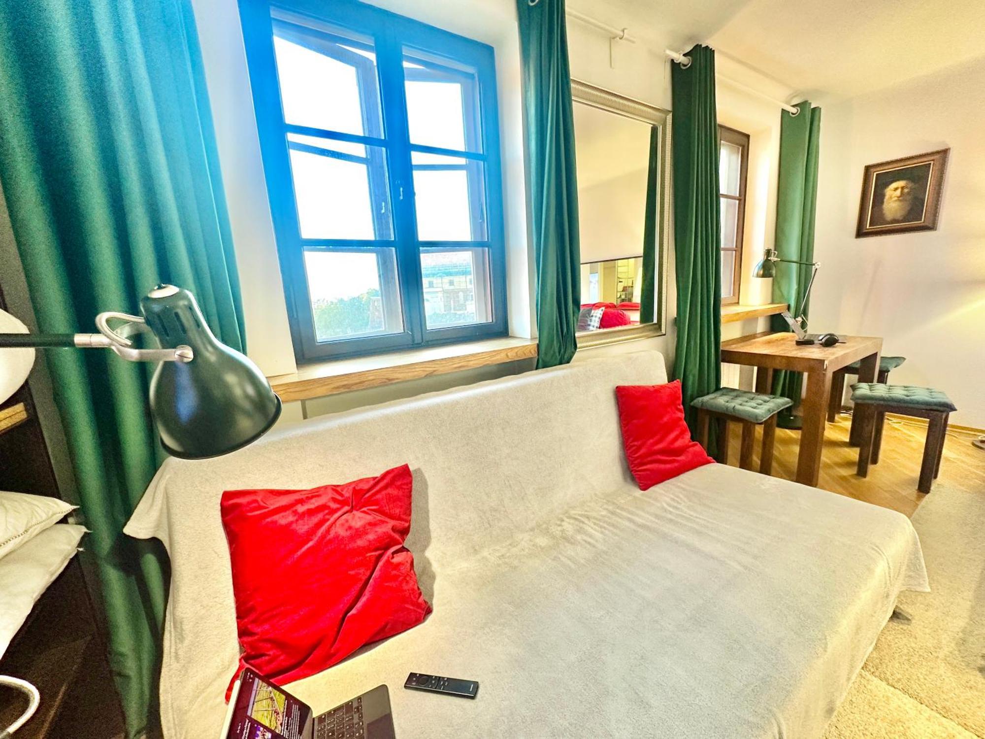 Old Town Best View Wifi 300 Mb/S Huge Screen Netflix Appletv Amazontv Warsaw Exterior photo